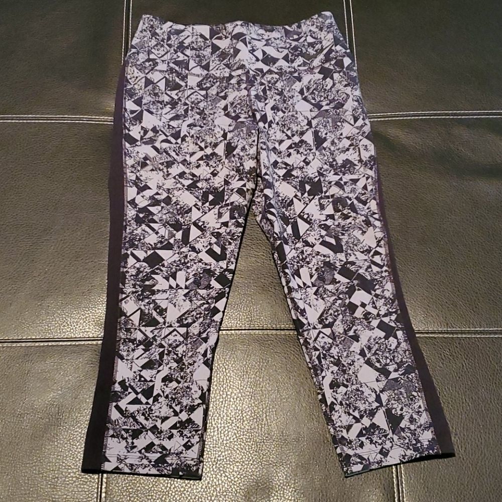 Nike dri-fit legendary running Capri's